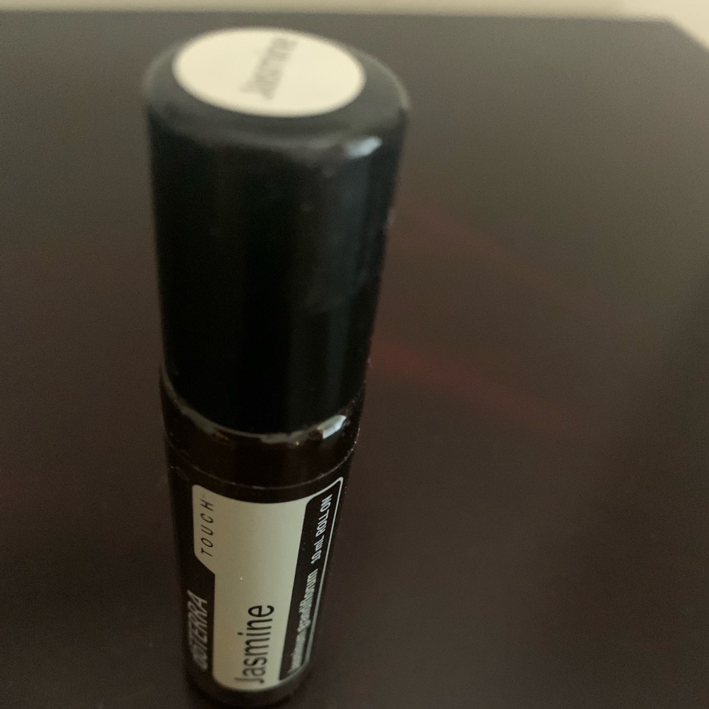 Jasmine Touch oil